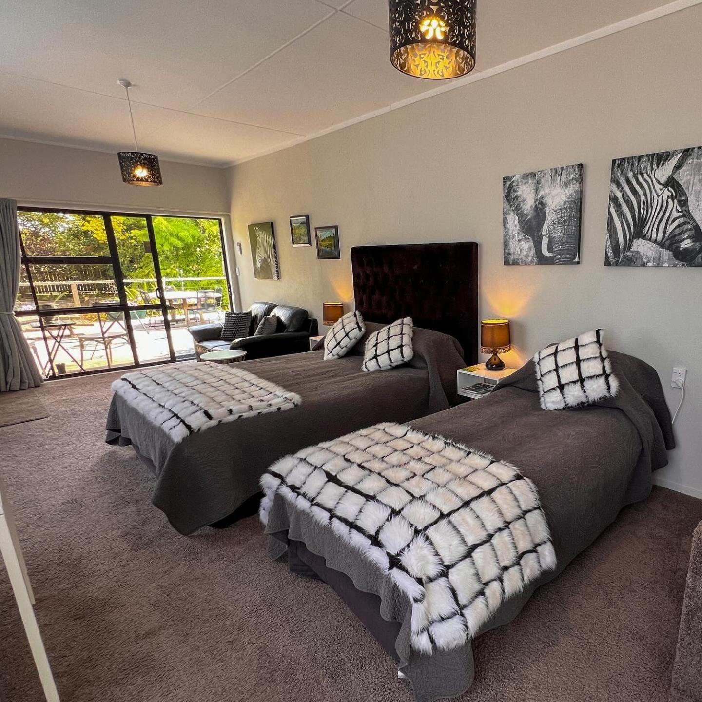 Swan House Bed and Breakfast Martinborough Buitenkant foto